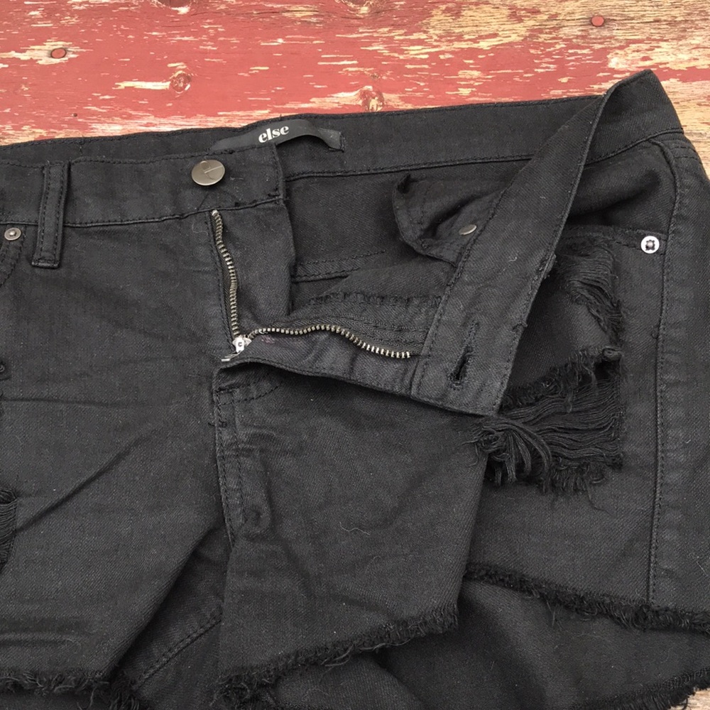 🌸 else Black Short 🌸 - Picture 7 of 9